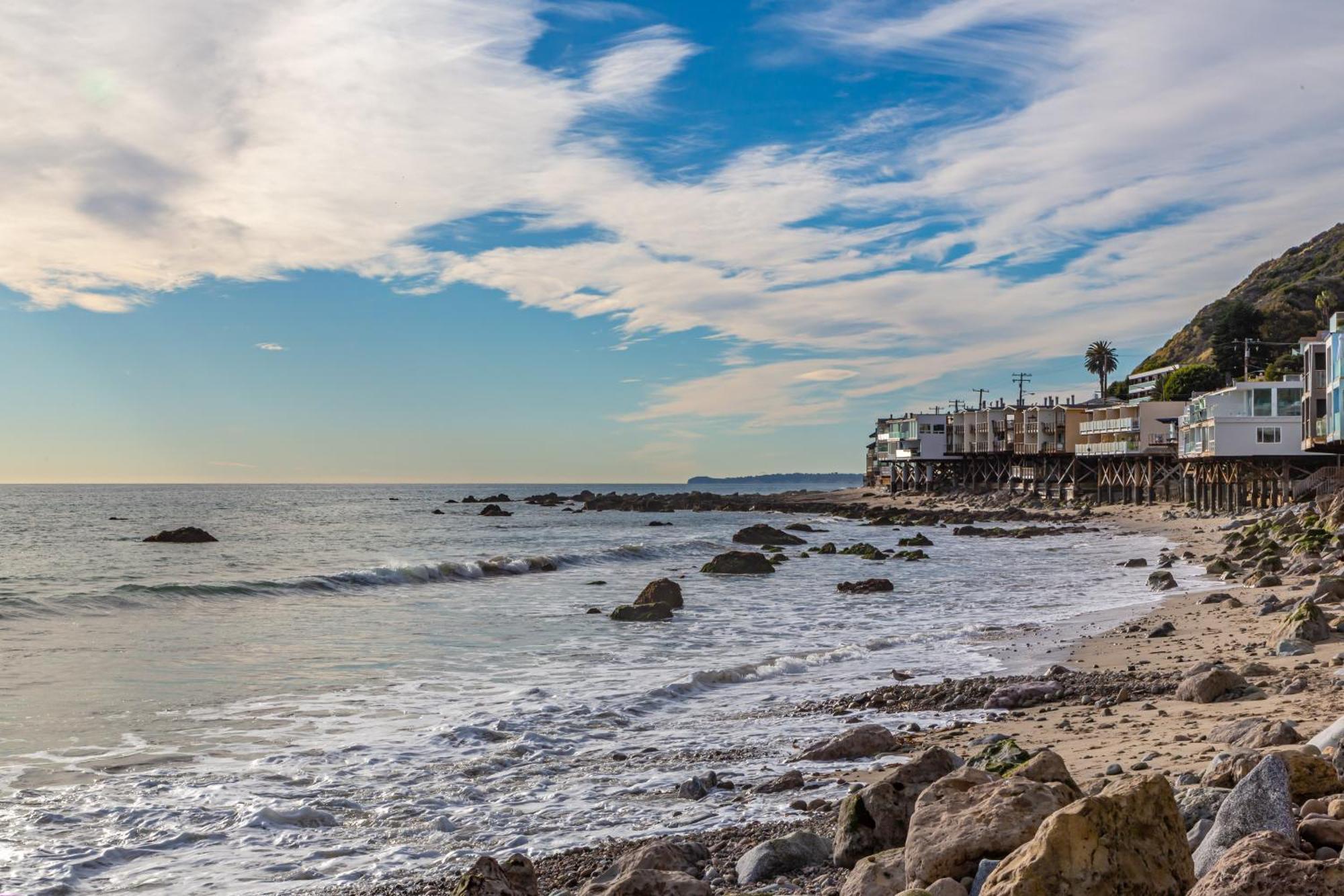 Blue Dolphin: An Oceanfront Malibu Sanctuary Villa Exterior photo